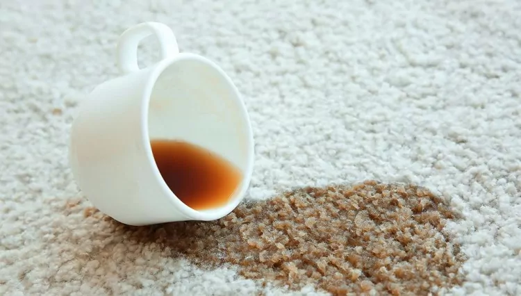لکه چای روی فرش