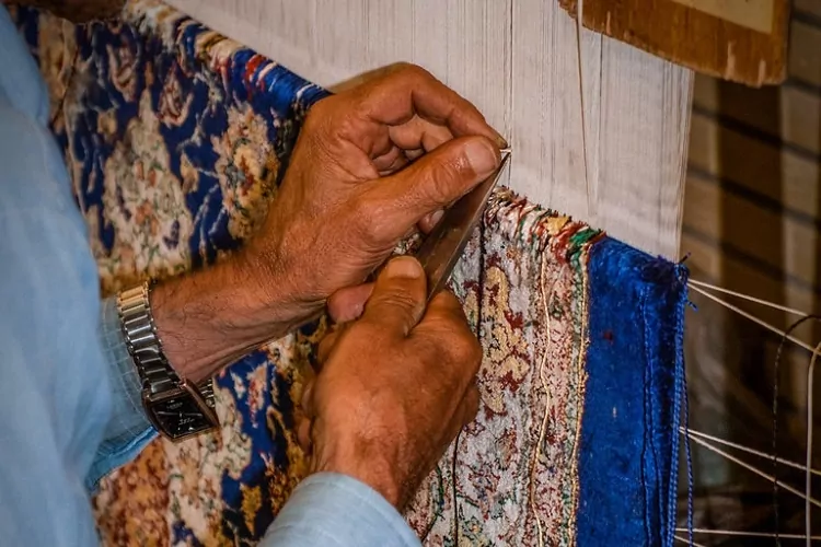  قالی‌بافی