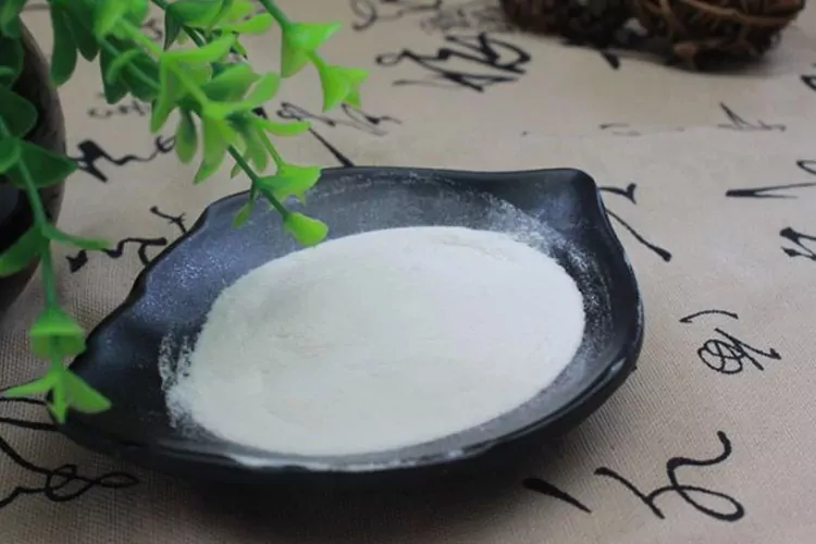 آیا می‌توان باقی‌مانده چسب کاغذ دیواری را نگه داشت؟