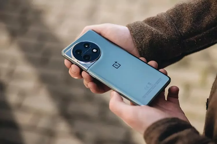 OnePlus 11