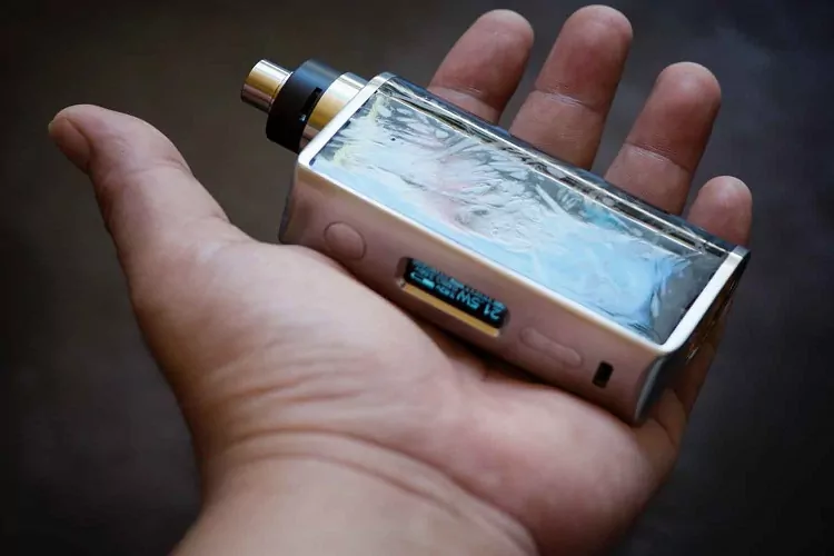 ویپ‌های مدل جعبه‌ای (Box mod starter kits)