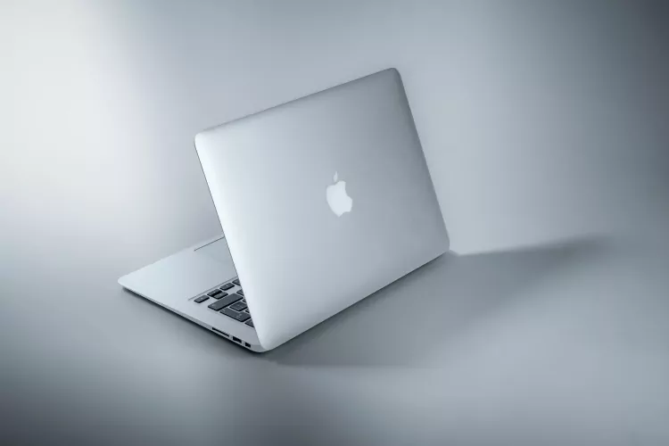 نحوه پیدا کردن مشخصات مک بوک