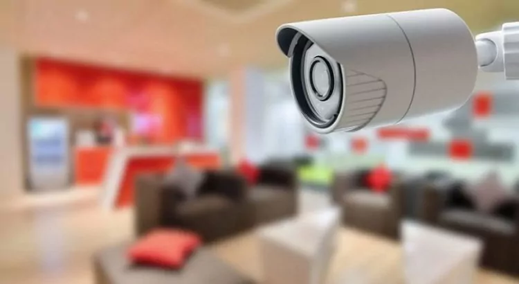 دوربین مداربسته در منزل